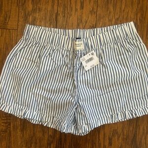 NWT American Eagle ruffle boxer short Women blue stripe, pockets, size Medium